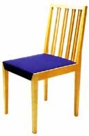 椅子：木材